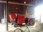 lis na kulaté balíky MASSEY FERGUSON 810