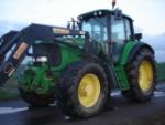 John Deere 6920 s celnim nakladacem