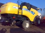 Obilný kombajn New Holland CX820SL,