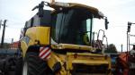 Obilný kombajn New Holland CX820SL,