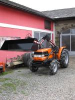 Malotraktor Kubota GL 32 s nakladačem