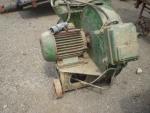 Zrnomet Agrostroj, motor 5,5 kw, 3 x koleno, 11 m roury, průměr 20 cm