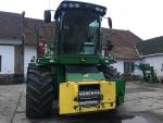 Samojízdná řezačka John Deere