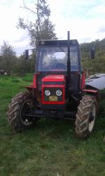 Kolový traktor Zetor