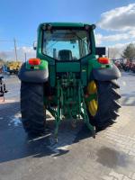 traktor John Deere 6320 