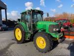 traktor John Deere 6320 