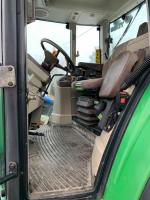  traktor John Deere 6820 