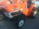 Japonský traktor Kubota B1400DT, 4x4, 14 Hp