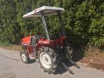 Malotraktor YANMAR F6, 4x4 se stříškou