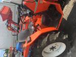 Traktor Kubota Sunshine ZL1-205, s výkonem 20Hp