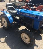 Traktor Iseki TX1410 s výkonem 14Hp, 4X4