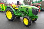 John Deere 3028EN