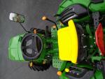 John Deere 3028EN