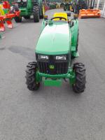 John deere 3028EN