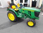 John deere 3028EN