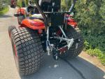 Traktor CRONA 2601 + zahradní gumy, nově
