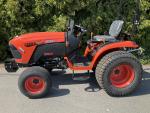 Traktor CRONA 2601 + zahradní gumy, nově