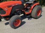 Traktor CRONA 2601 + zahradní gumy, nově