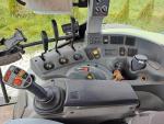 Kolový traktor CLAAS